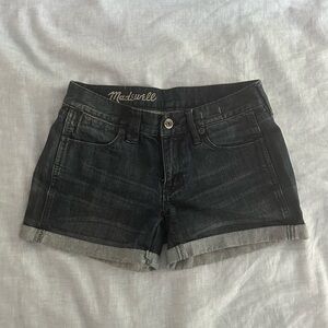 Madewell dark blue denim Jean Shorts with Rolled Hems size 24